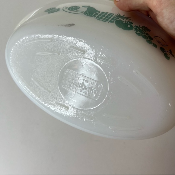 Vintage Glasbake J235 10" Turquioise Fruit Pattern Oval Casserole - Picture 6 of 6